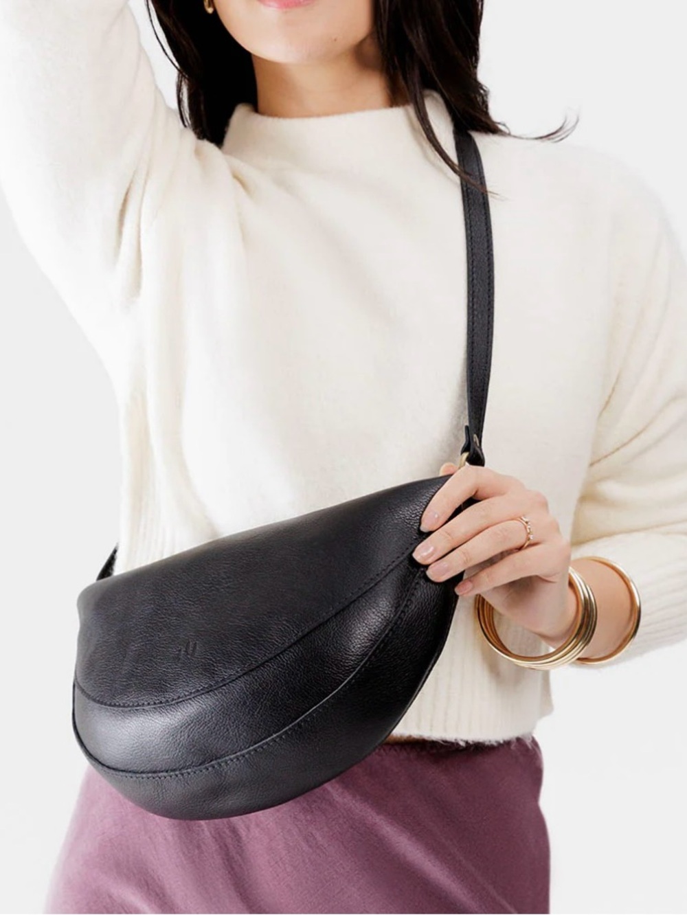 PLG New Premium Large Koala Sling Bag in Pebbled Black Full Grain Leather - Picture 6 of 7